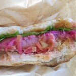 うれしいもの屋 - 赤かぶバーガーポテトセット1250円