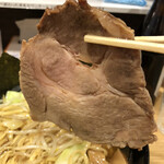 横浜家系ラーメン 蓮 - でっかいチャーシュー
