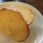 伊太利亭 - ★平日ランチセット（1100円税込）★ガーリックトースト