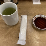 六五寿司 - お茶・おしぼり・醤油