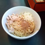 煮干し中華そば・つけ麺 海猫 - 和え玉200円