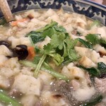 東京穆斯林飯店 - ラム肉スープ焼きパイ付（羊肉泡馍）