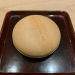 匠 進吾 - このアイス最中が、満腹でもペロリといけちゃう。