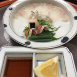 赤坂 菊乃井 - 昼懐石１３３１０円。てっさ。ふぐもポン酢も、とーっても良かったです（╹◡╹）（╹◡╹）