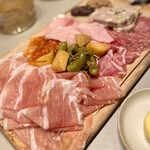 Cellar Door Aoyama The Salon - 