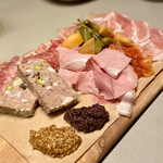 Cellar Door Aoyama The Salon - 