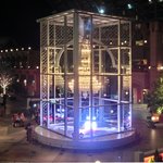 ラ ターブル ドゥ ジョエル・ロブション - 恵比寿ガーデンプレイスの夜景です①