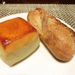 ラ ターブル ドゥ ジョエル・ロブション - 特別メニュー 10000円 のパン2個(1回目)