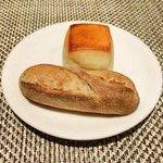 ラ ターブル ドゥ ジョエル・ロブション - 特別メニュー 10000円 のパン2個(1回目)