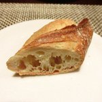 ラ ターブル ドゥ ジョエル・ロブション - 特別メニュー 10000円 のパン2個(1回目)