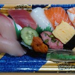 鮮すし - ぶりメインのお寿司盛り合わせ