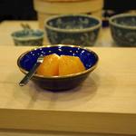 鮨處やまだ - 最後は紅まどんなと呼ばれる、ジューシーなみかんで〆る