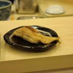 鮨處やまだ - ふわふわうさこちゃんの様な食感の穴子鮨