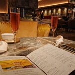 ハドソン ラウンジ アンバー - 