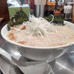 環七ラーメン 周麺 - 【2021.12.28(火)】環七ラーメン(並盛・140g・鬼脂)780円