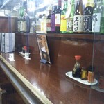 鶴亀 - カウンター席(2021年12月28日撮影)