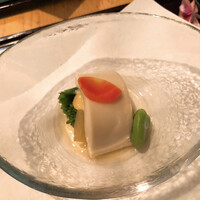 XEX ATAGO GREEN HILLS / tempura & sushi An - 前菜。ゆず味噌に菜の花、かずのこ、胡麻豆腐、枝豆。