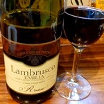 メリメロ食堂 Lamp - 合わせたワインは微発泡