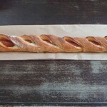 トモヒロ - スパイシーロングソーセージ　４６０円