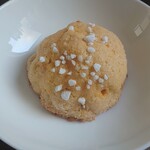 トモヒロ - キャラメルチョコチップめろんパン　１９０円