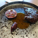 メゾン ケイ - ランド産小鳩のロースト・味噌仕立て、レバーペースト、無花果