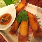 ラオパサ - エビのすり身春巻き揚げ