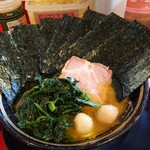 家系ラーメン とらきち家 - 