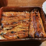 廣川 - 特上鰻重　3,500円
      肝吸、お新香付き