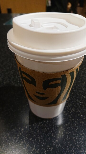 スターバックスコーヒー TSUTAYA BOOKSTORE 弘前ヒロロ店（STARBUCKS COFFEE） - 弘前（カフェ）の写真