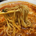 焼肉・ホルモン ニクザクラ - 辛麺（大辛）の麺