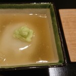 和ごころ 泉 - 蕪蒸し。中は近江牛の餡。