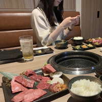 近江うし焼肉 にくTATSU 銀座店 - 