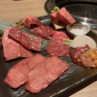 近江うし焼肉 にくTATSU 銀座店 - 
