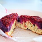 ブリコラージュ ブレッド アンド カンパニー - 紫芋と木いちご450円