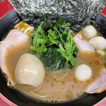 横濱家系ラーメン 勝鬨家 - 