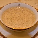 アピシウス - 栗のスープは流石の安定感です。