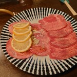 Yakiniku To Nyahidagyuu Semmonten Yakiniku Jin - タン盛り合わせ