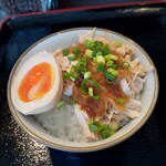 龍潭酒家 - 鶏肉飯