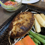 レストラン東郷 - チーズインハンバーグ930円