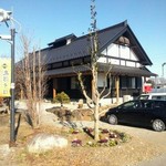 そば亭 瀬左衛門 - 立派な外観