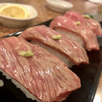 焼肉 京城 - あぶり肉鮨