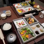 Hanaoka DINING and BAR - 朝食の全景