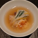 伯雲 - さえずりと鼈と伊勢海老の炊き合わせ