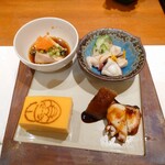 Sushiya No Katsukan - 顔、横向きやし。ちょっと不気味な気さえする。。。