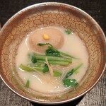 伯雲 - 京都の頭芋と秋田の三関芹の白味噌仕立