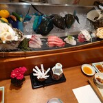 Sushiya No Katsukan - インパクトあるけど、食べにくいだけの器。