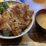 Bonten Gyokou - 豚丼 普通盛 750円