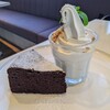 Cafe Sokeri - ガトーショコラ（550円＋税）、ソフトクリーム添え（150円＋税）