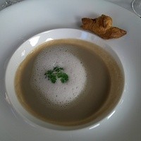 RESTAURANT DAZZLE - マッシュルームのスープとサクサクのクロワッサン