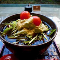 麓屋 京王プラザホテル - エビとアボカドのぶっかけ